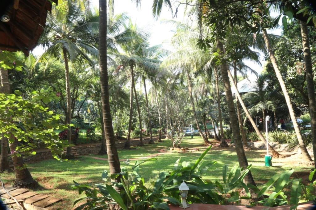 Outpost@Alibaug Hotel Alībāg Eksteriør billede